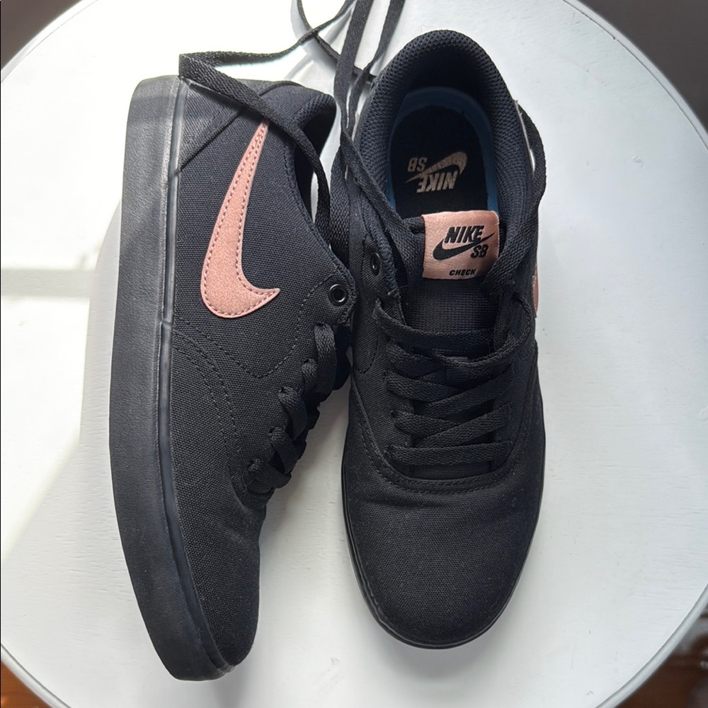Nike SB Black and Rose Gold Sneakers